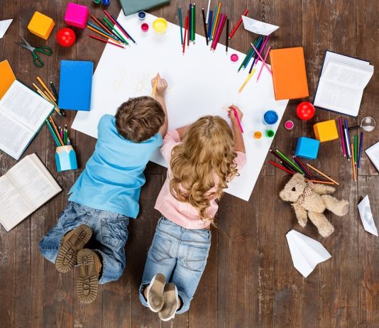 Activitati pentru copii in casa – Cele mai bune lucruri de facut cu copiii acasa