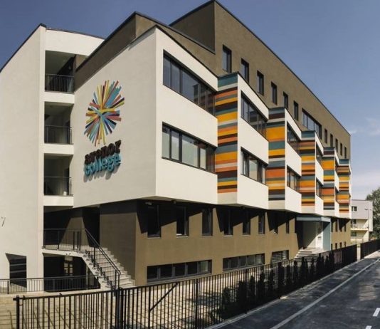 Cele mai Bune Scoli Particulare din Bucuresti. Scoli in Fiecare Sector