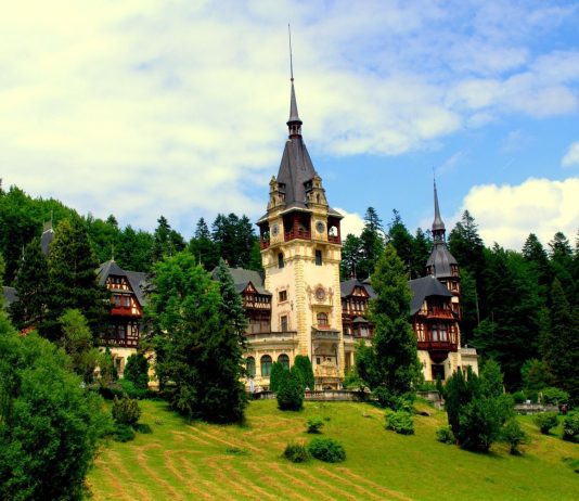 10 locuri fascinante de vizitat în Sinaia și împrejurimi
